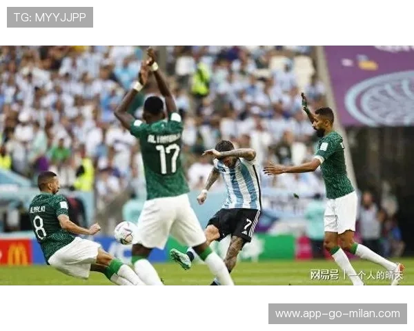 世界杯热身赛被黑马打脸，冷门预警项上心头